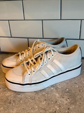 LAST CHANCE CLOSET CLOSING! 
Adidas Nizza Platform Sneakers